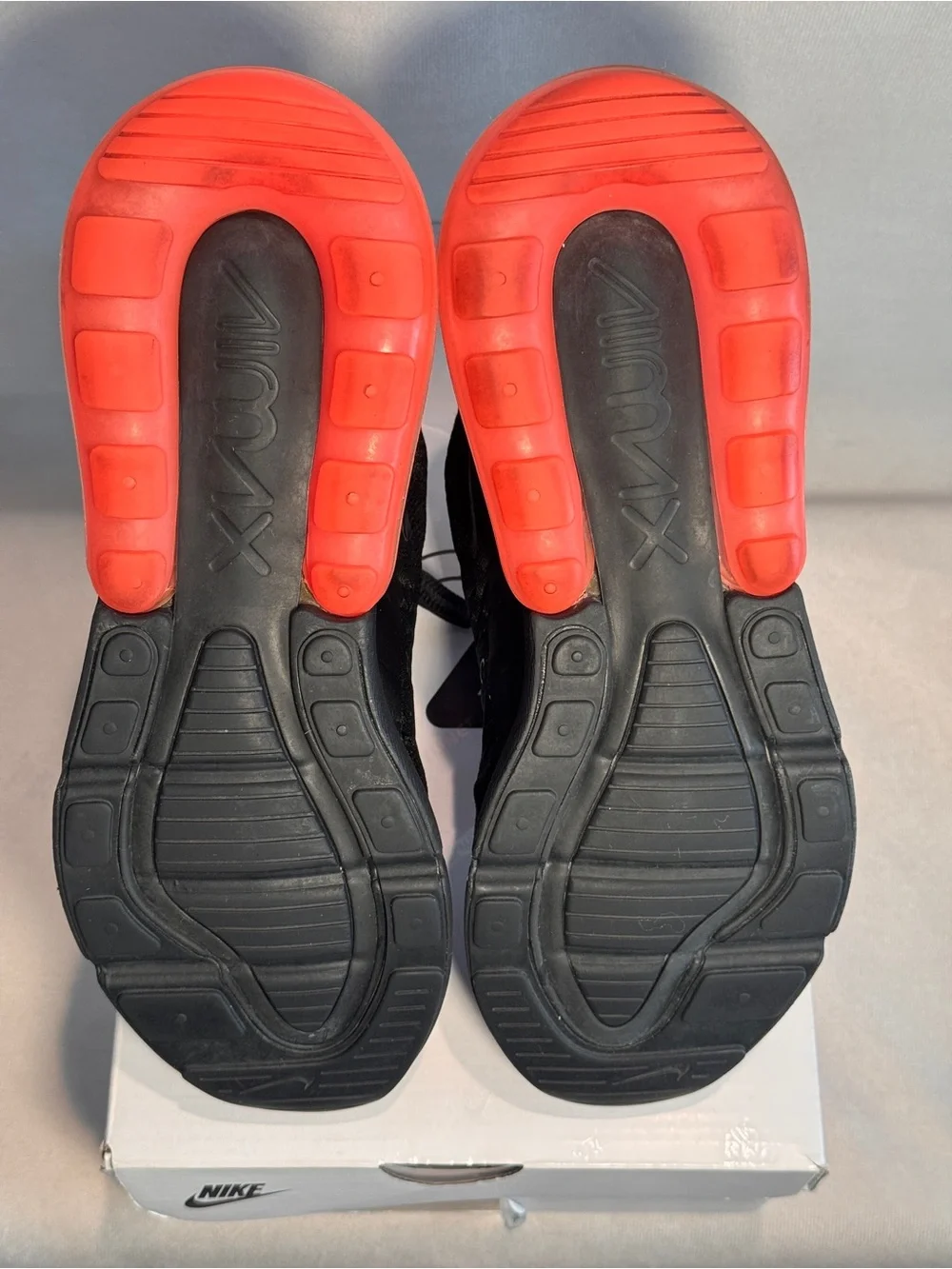 Nike Men's Air Max 270 